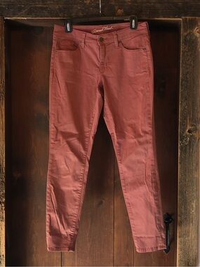 Universal Thread Women's Skinny Jeans in Dusty Rose